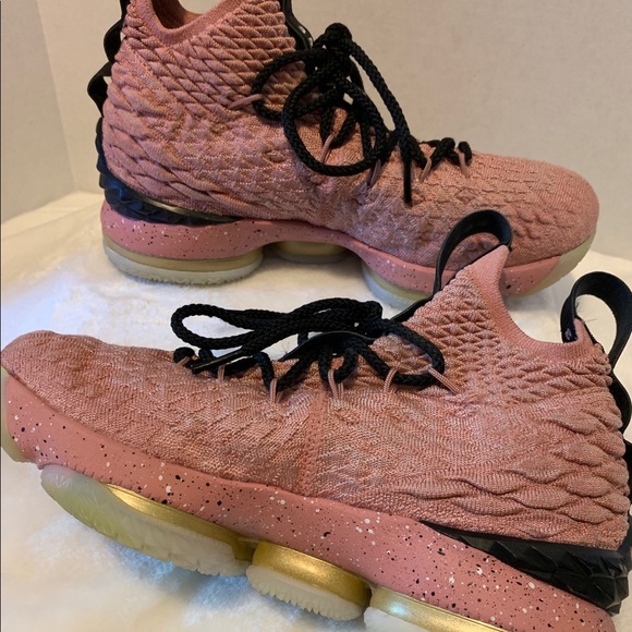**SOLD** LeBron 15 limited GS rust pink - Picture 2 of 8